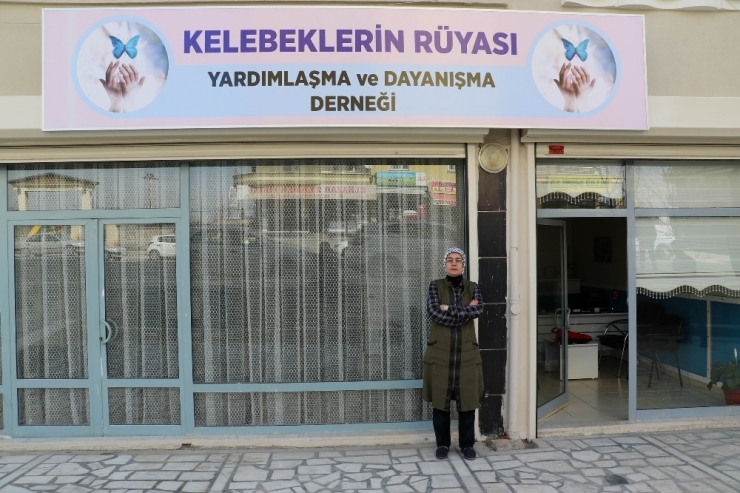 İstanbul’dan Kelebek Çocuklara Medikal Yardımı