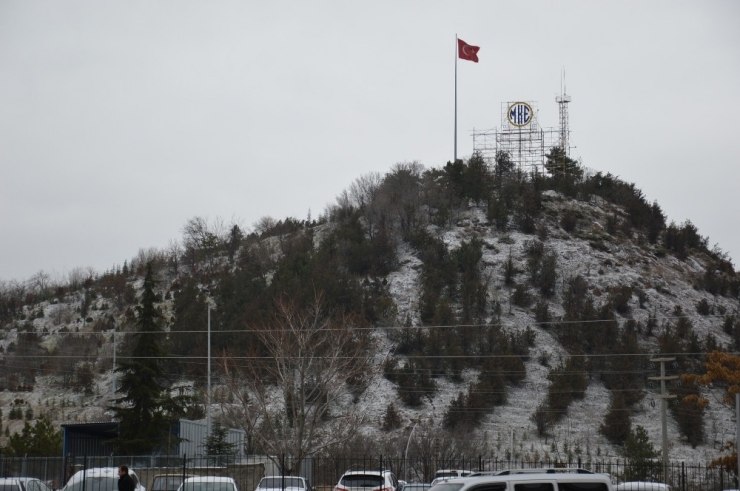 Az Da Olsa Yağan Kar Sevindirdi