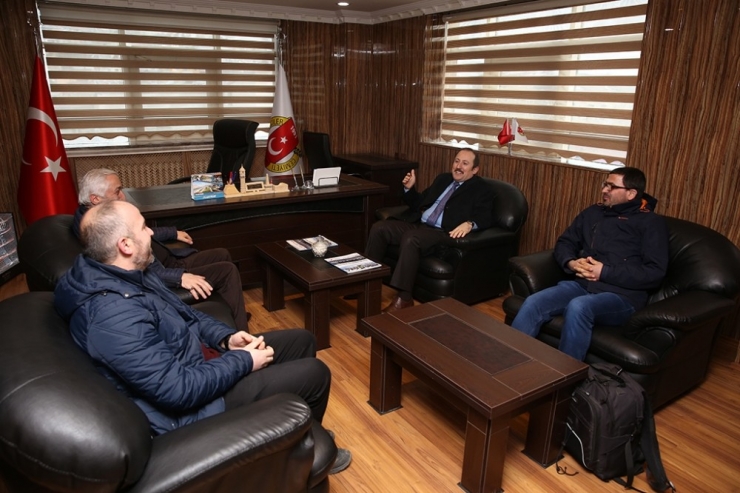 Vali Pehlivan Yatırımları Değerlendirdi