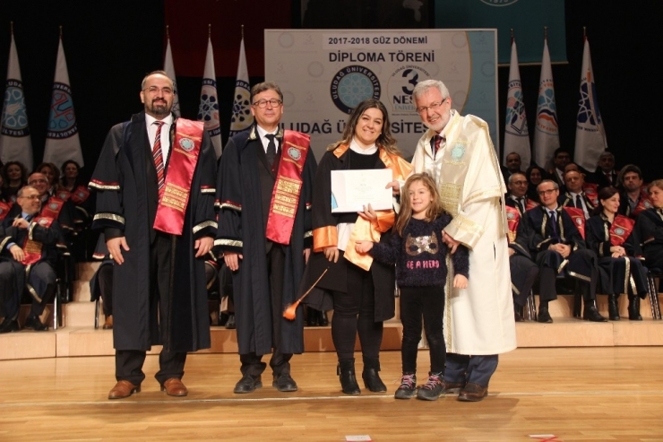 Uludağ Üniversitesi’nin Mezun Sayısı 200 Bine Ulaştı