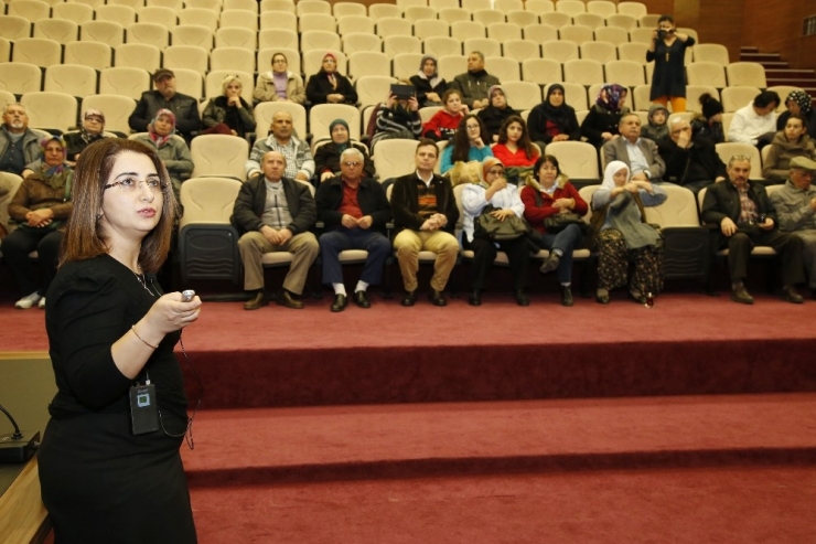 Döşemealtıbelediyesi’den Vatandaşlara Sağlıklı Yaşam Semineri