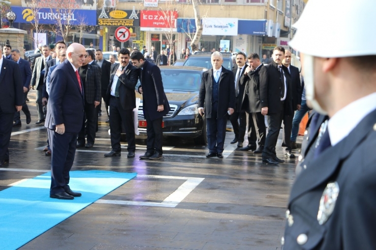 Tbmm Başkanı Kahraman’dan Afrin Harekatına Karşı Çıkanlara Tepki