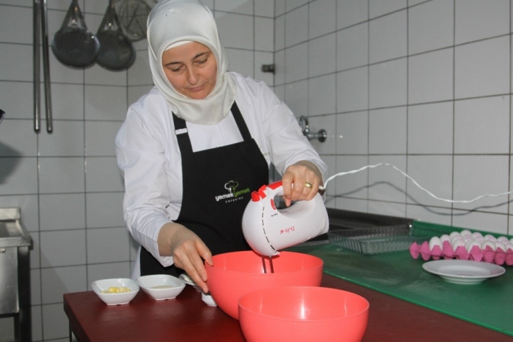 Coğrafi İşaret Alan "Yumurta Tatlısı" Rağbet Görüyor