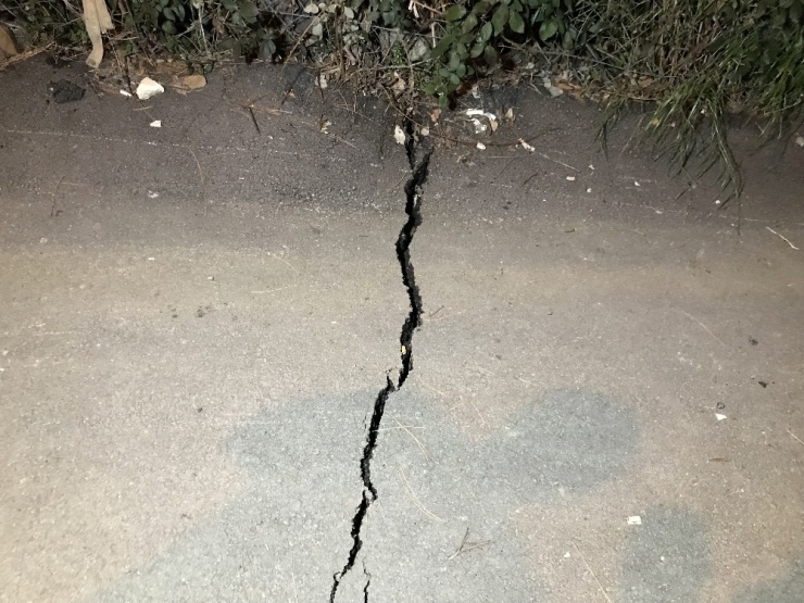 Bursa’da Heyelan: 80 Binanın Tahliyesine Karar Verildi