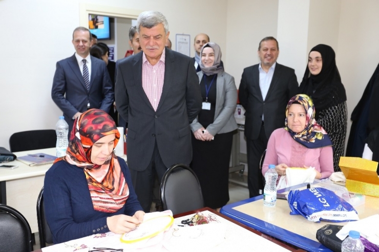 Ko-mek, Yarım Milyon Kursiyer Sayısına Ulaştı