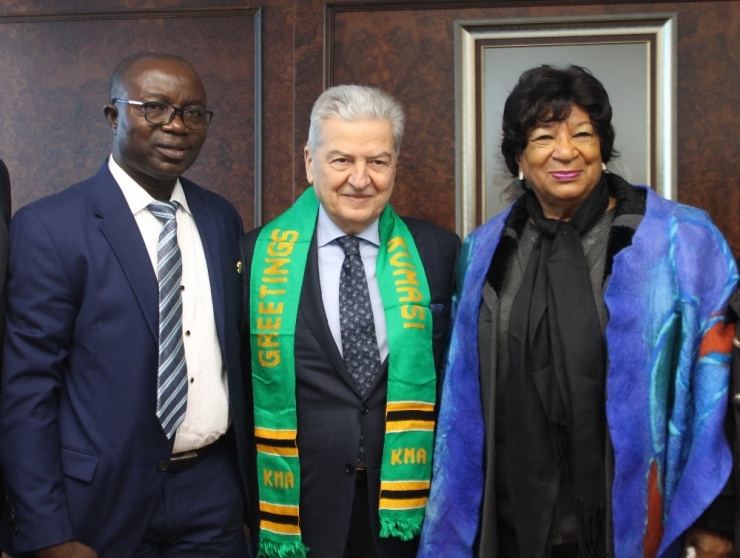 Gana Büyükelçisi Egaala’dan Türk İş Adamlarına Yatırım Çağrısı