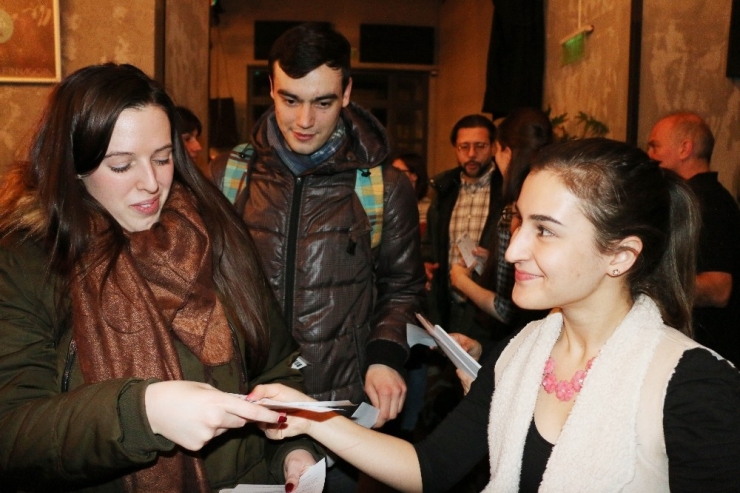 Budapeşte’de ‘Ertuğrul 1890’ Filmine Yoğun İlgi