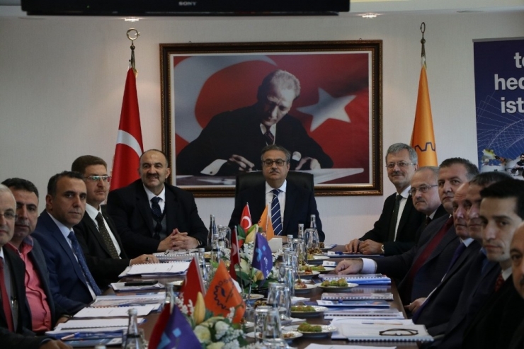 Uzunkaya: "Mersin’de 19 Bin 356 Kişiyi İşe Yerleştirdik"