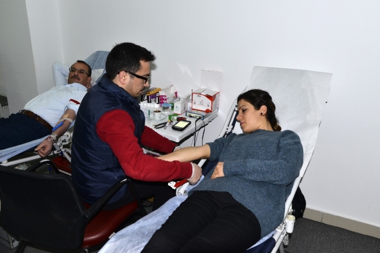 Tepebaşı Personelinden Kan Bağışı