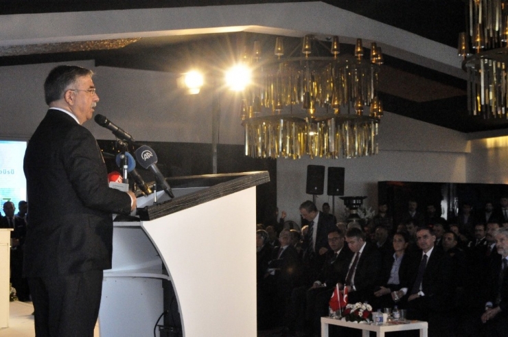 Gölbaşı Kent Meydanı Ve Eğitim Kampüsü Protokolü İmzalandı