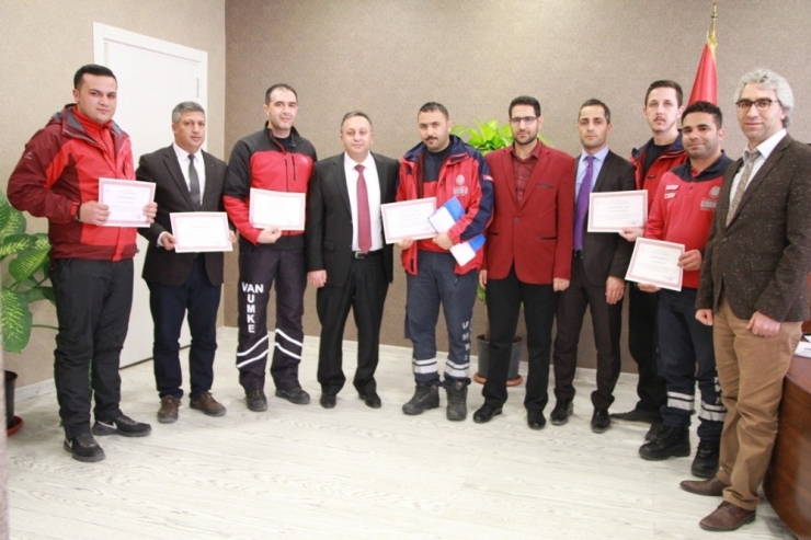 Sağlık Müdürü Akdoğan’dan Umke’ye Teşekkür Belgesi