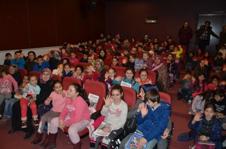Bilecik’te 3 Bin Çocuk 15 Tatil Boyunca Çocuk Sinemasına Doydu
