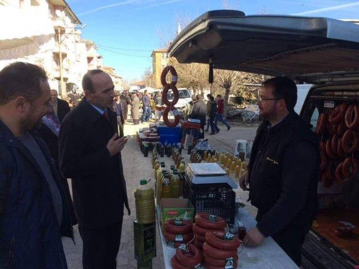 Başkan Başer Ve Ak Parti İlçe Başkanı Demirel, Pazar Esnafını Ziyaret Etti