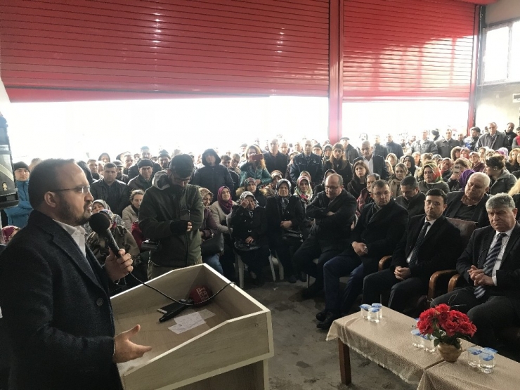 Ak Partili Turan: "Bu Ülke Anayasasına Bu Milletin Karar Verdiği Referandumuna Gayrimeşru Demek Bir Siyasi Saygısızlıktır"