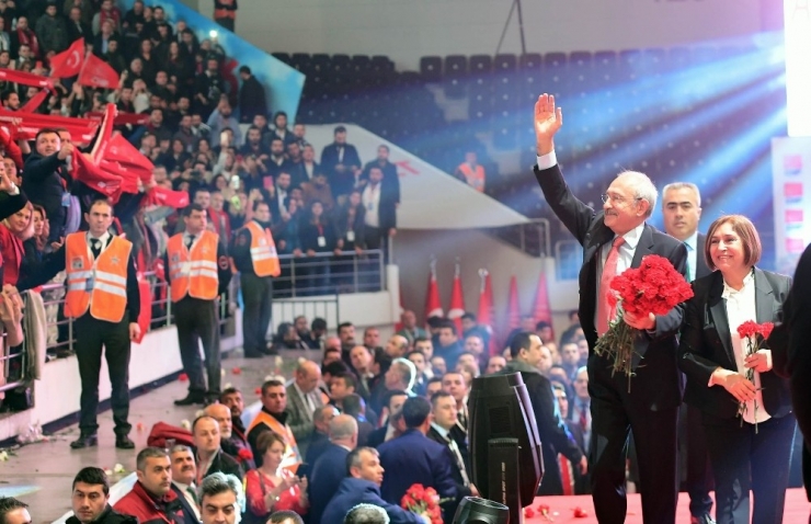 Kılıçdaroğlu: "Bu Düzeni Yıkmak Bizim Boynumuzun Borcudur"