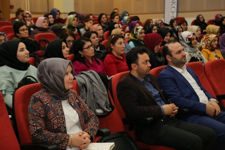 Ko-mek’ten Çalışanlarına Seminer