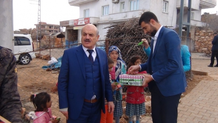 Teröre İnat İlçesine Hizmet İçin Gece Gündüz Çalışıyor