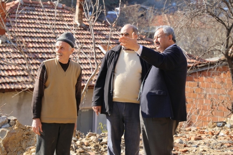 Sübeylidereliler Çamur Ve Tozdan Kurtuluyor