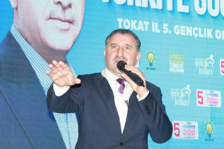 Gençlik Ve Spor Bakanı Bak: "Kimse Türklere Meydan Okumasın"