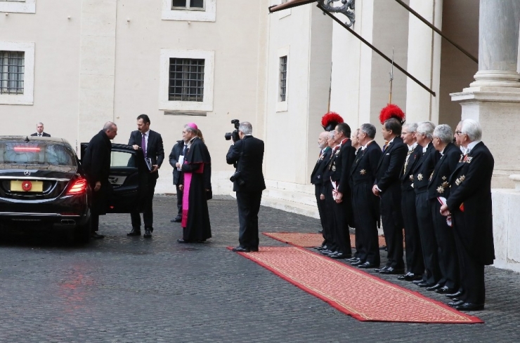 Cumhurbaşkanı Erdoğan Vatikan’da Törenle Karşılandı
