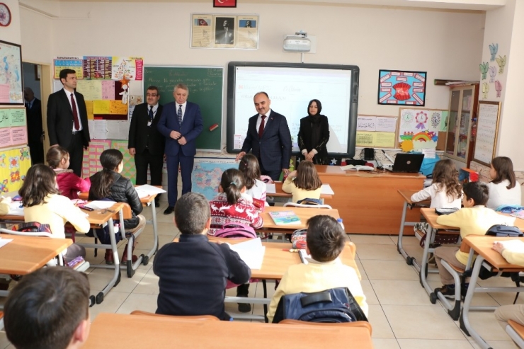 Isparta’da Eğitim Toplantısı