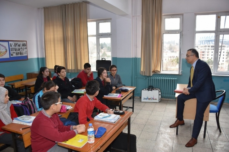 Karabük’te Ders Zili Çaldı