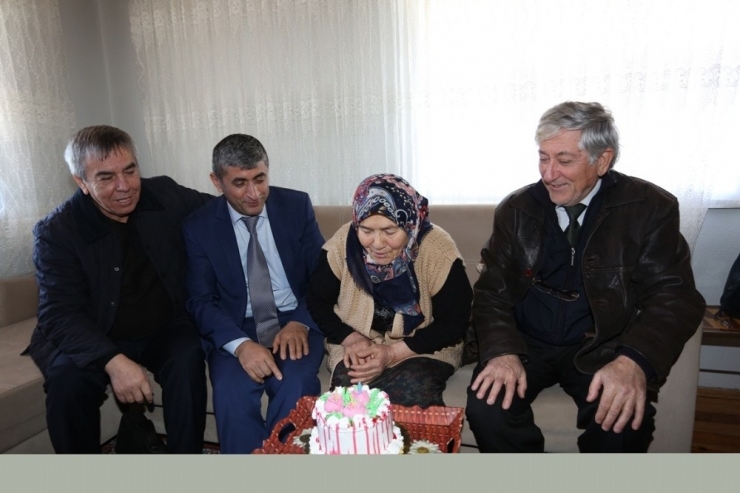 Yeni Yaşlarına Gönüllüler İle Birlikte Girdiler