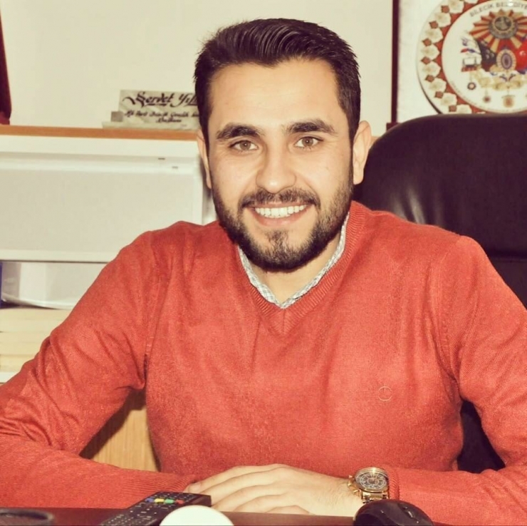 Ak Parti Bilecik İl Gençlik Kolları Başkanı Görevi Devrediyor