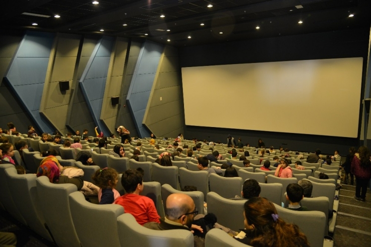 Diyarbakır’da Ücretsiz Sinema Günleri Devam Ediyor