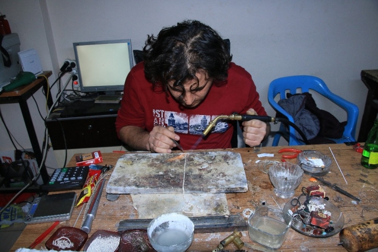 Arnavut Zincirinden Yapılan Tespihlerin Gümüşlükleri Kızıltepe’den Karşılanıyor