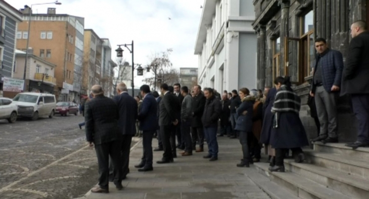 Kars Belediye Başkanı Karaçanta: "Görevimin Başındayım"