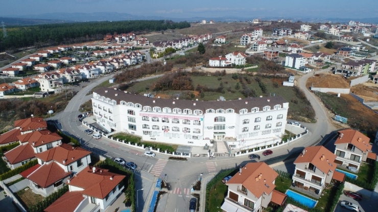 Nilüfer’de Yaşlılar 5 Yıldızlı Huzurevinde Kalıyor