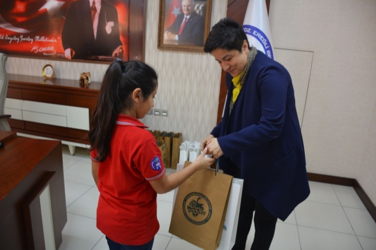 Çevreci Öğrenciler Ödüllendirildi