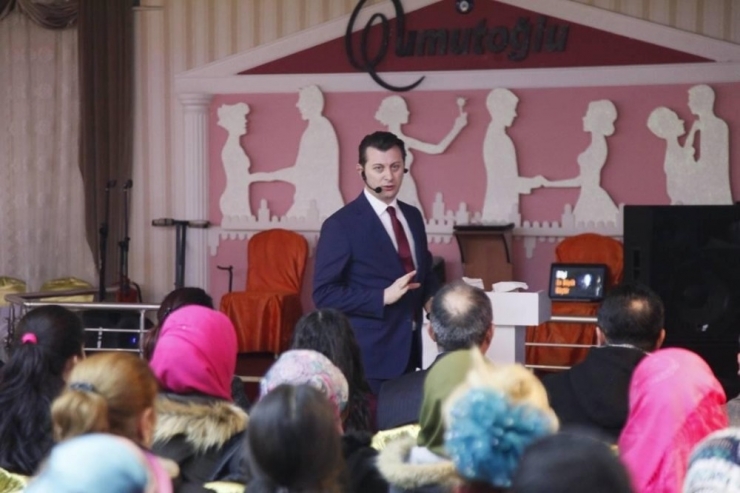 Ak Parti Odunpazarı İlçe Teşkilatı Eğitim Çalışmalarını 2. Etabını Tamamladı