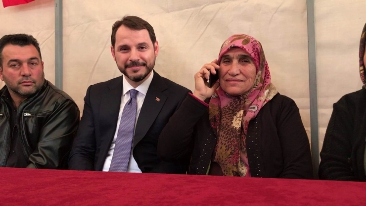 Şehit Eşi, Cumhurbaşkanı Erdoğan İle Telefonda Görüştü