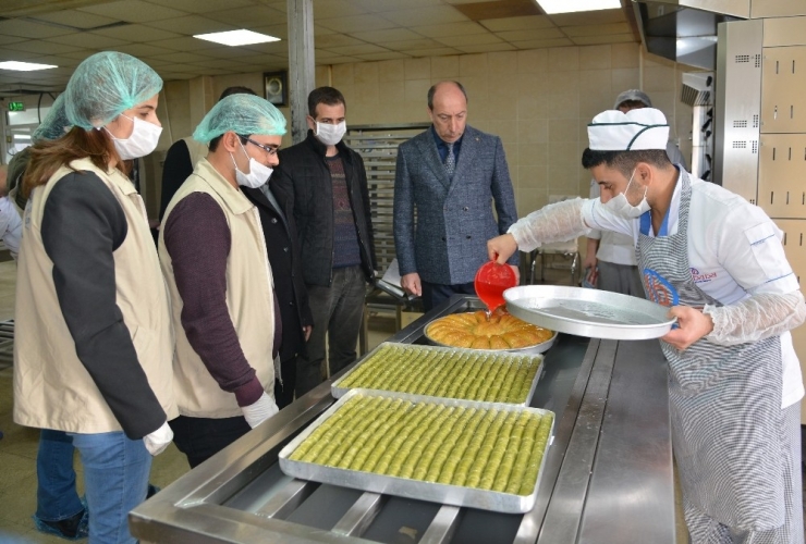 Büyükşehir Belediyesi, 5 Bin 562 İşyerini Denetledi