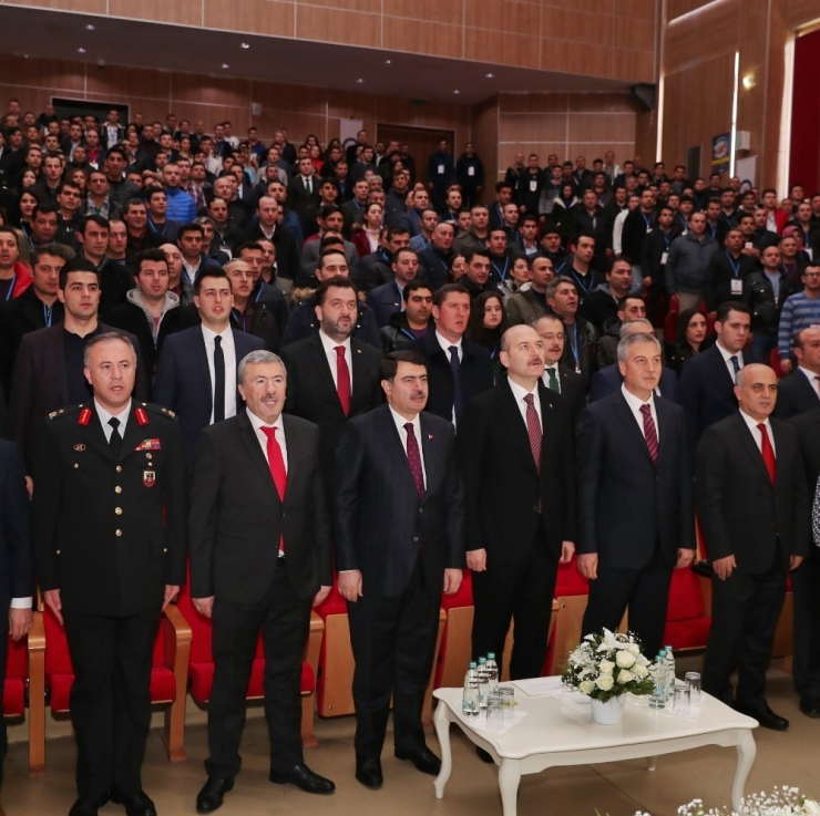 Bakan Soylu: “Özel Güvenlik Arkadaşımız Bombalı Çantayı Atlamış, Özel Güvenlik Arkadaşımızın Bunu Kameradan Takip Etmesi Lazım”