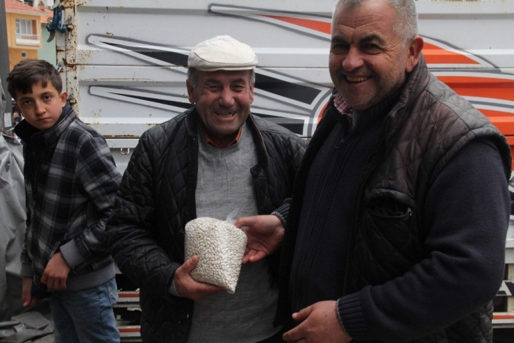Kuru Fasulyenin Fiyatı Yarı Yarıya Düştü