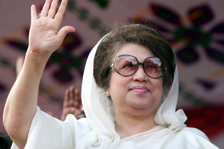 Bangladeş’in Eski Başbakanına 5 Sene Hapis Cezası Verildi