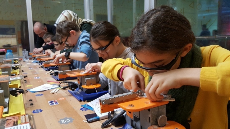 Ahşabın Büyülü Dünyası Btm’de