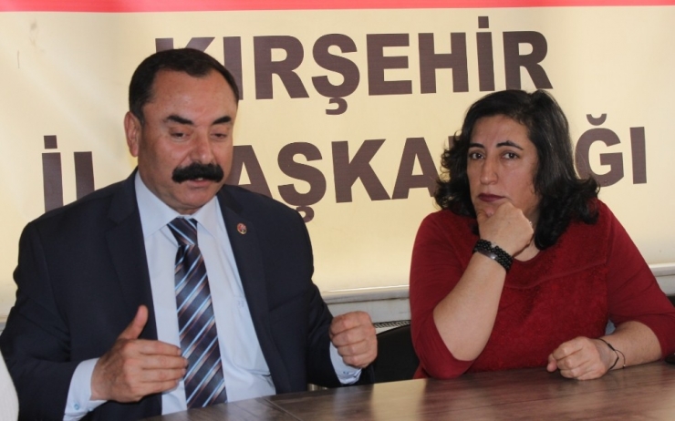 Chp Kırşehir Kadın Kolları Başkanı Yenidünya, Kadın Kolları Genel Başkanlığına Adaylığını Açıkladı