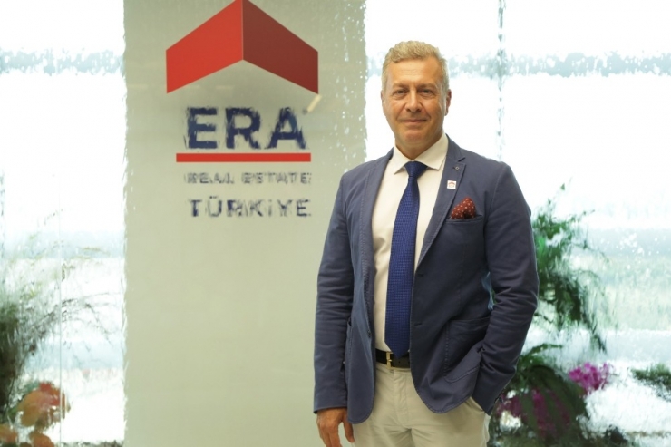 “Gayrimenkul Danışmanlığı, Üniversite Mezunu Girişimcilerin Yeni Gözdesi Oldu”