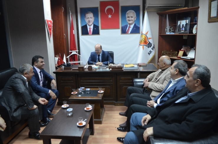 Budak: “Ak Parti’nin Temel Felsefesi Millete Hizmettir”