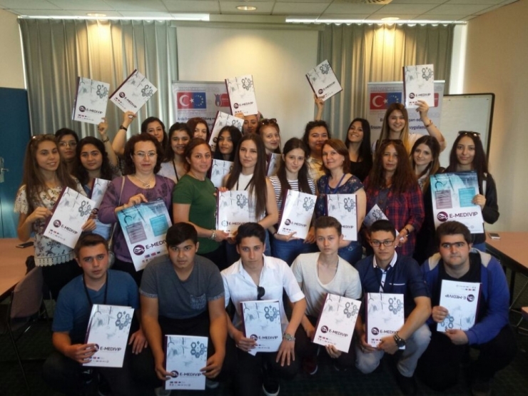 Şeyh Edebali Üniversitesi’nin Tıp Bilişimi Alanında Yürüttüğü Ab Projesi Örnek Proje Seçildi