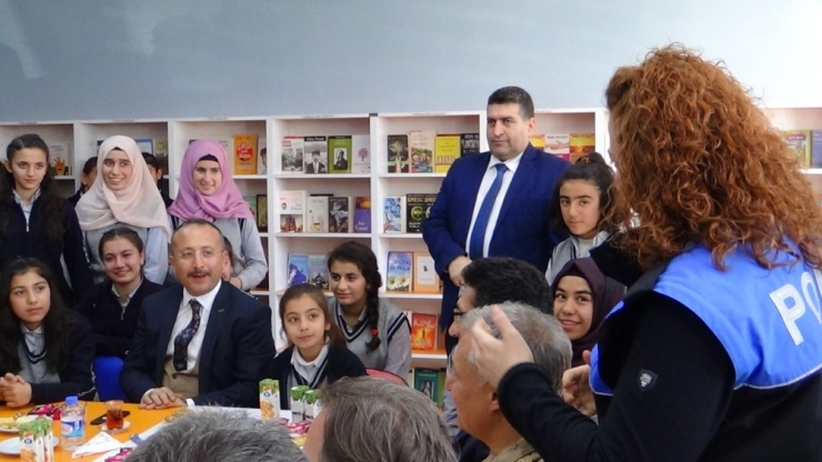 Siirt’te Şehit Emniyet Müdürü Adına Kütüphane Açıldı