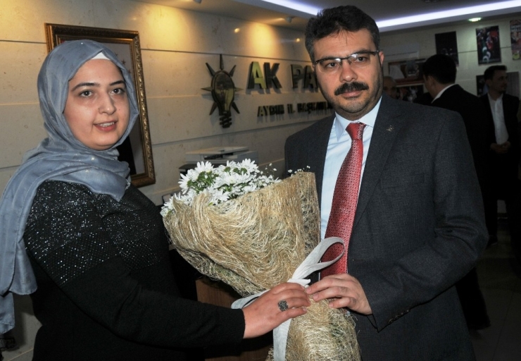 Ak Parti İl Başkanı Özmen; “Geçmişe Değil Geleceğe Bakacağız”