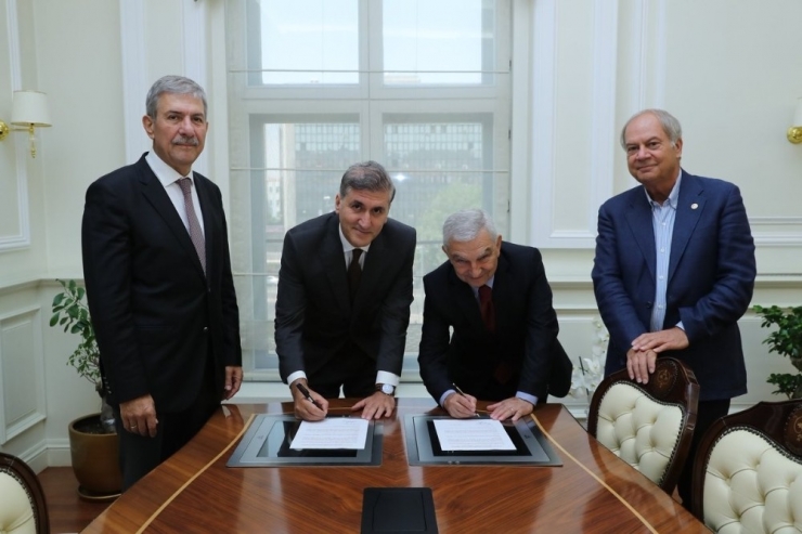 Toyota Hastanesi Yenileniyor