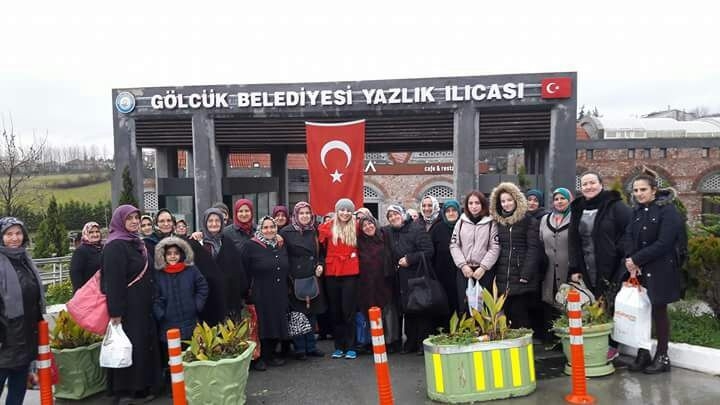 Kartepeli Kadınlar Önce Sinemada Sonra Yazlık Ilıca’da Buluştu
