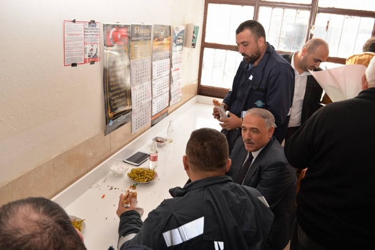 Niğde Belediye Başkanı Özkan Sanayi Esnafını Ziyaret Etti