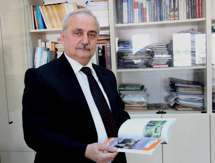 Prof. Dr. Demir: "Tarımsal Kuraklık Riski Var"